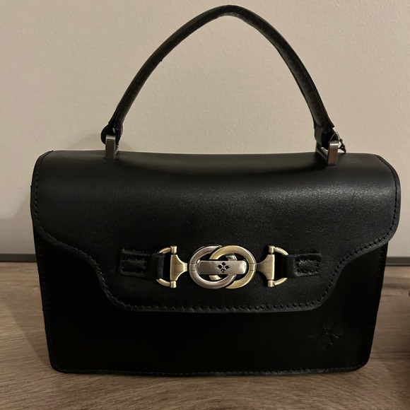 Patricia Nash Handbags - NWT Patricia Nash crossbody